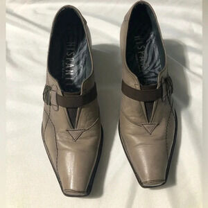 Hispanitas Leather Heels Worn Look Tan Brown Buckle size  37 (US 6-6.5)